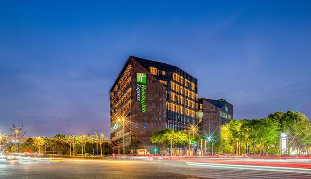 Holiday Inn Express Shanghai Hongqiao CBD by IHG