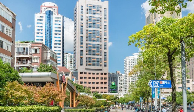 Holiday Inn Express Shanghai Zhenping by IHG