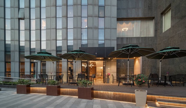 Holiday Inn Express Shanghai Jinqiao Central by IHG