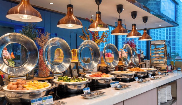 Holiday Inn Express Shenzhen Longhua by IHG