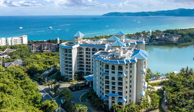 Holiday Inn Hotel and Suites Sanya Yalong Bay by IHG