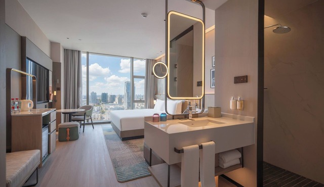Holiday Inn Qingdao CBD by IHG