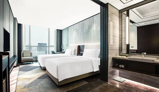 Holiday Inn Taiyuan City Center by IHG