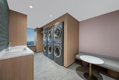 Holiday Inn Yiwu Center by IHG
