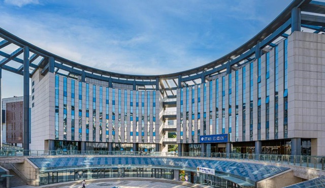 Home Inn-Beijing Beiqing Road Yongfeng Subway Station Paibaiyun Hotel