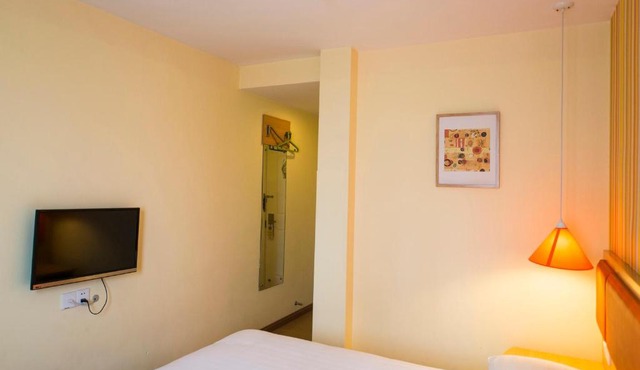 Home Inn Beijing National Aquatics Centre