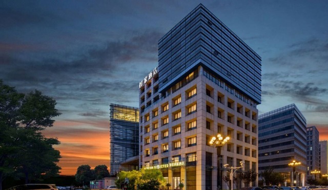 Home Inn Tianjin Binhai Airport