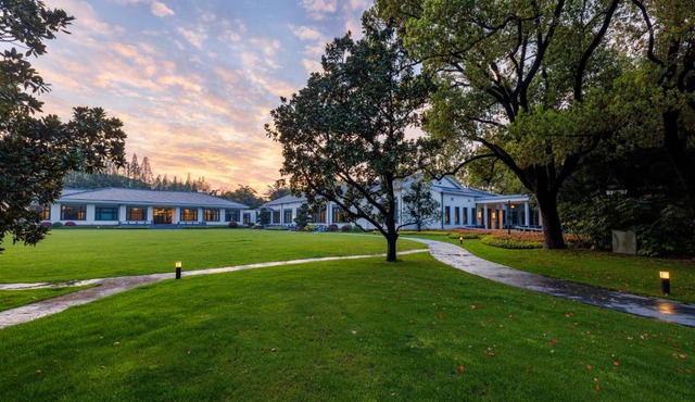 Hong Qiao State Guest House
