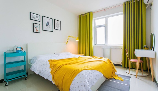 Hongrui Business Hotel