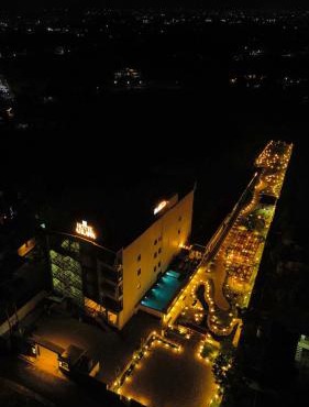Hotel Aikawa