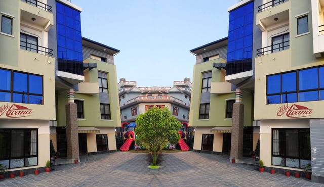 Hotel Awana