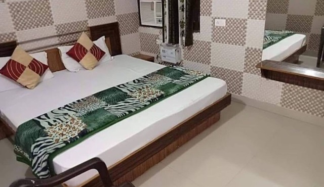 Hotel Bharat Residency
