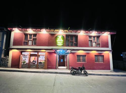 Hotel Dancing Yak