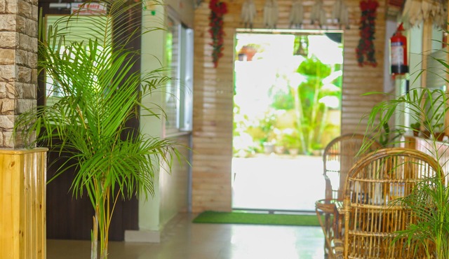 Hotel Happy Home