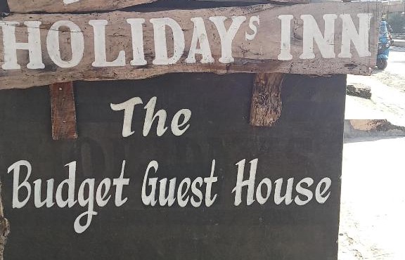 Hotel Holidays Inn - A Family Running Guest House