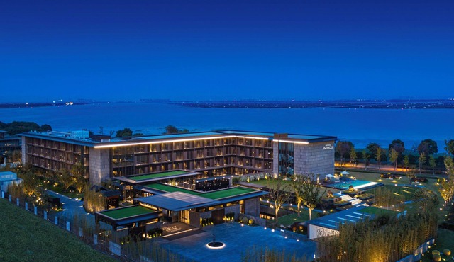 Hotel Indigo Suzhou Yangcheng Lake by IHG