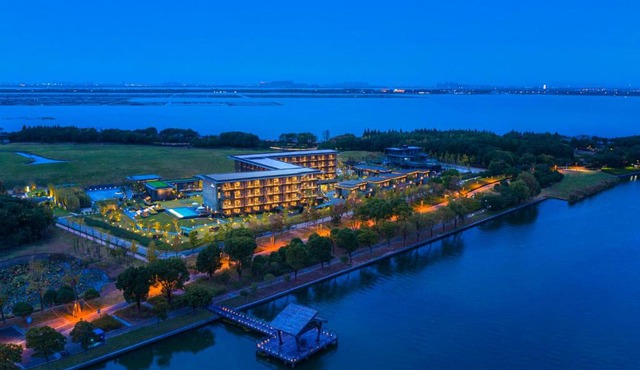 Hotel Indigo Suzhou Yangcheng Lake by IHG