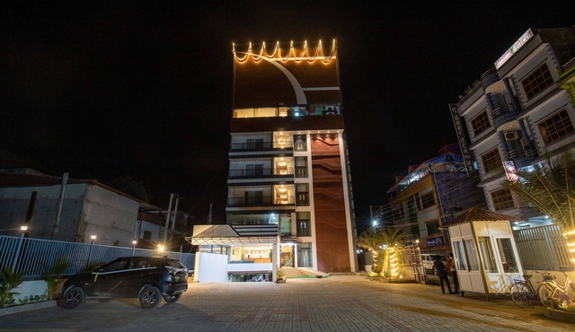Hotel Palm International