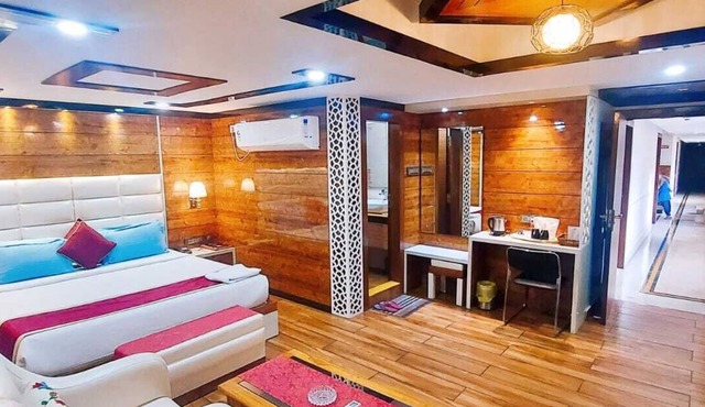 Hotel Rodali Residency