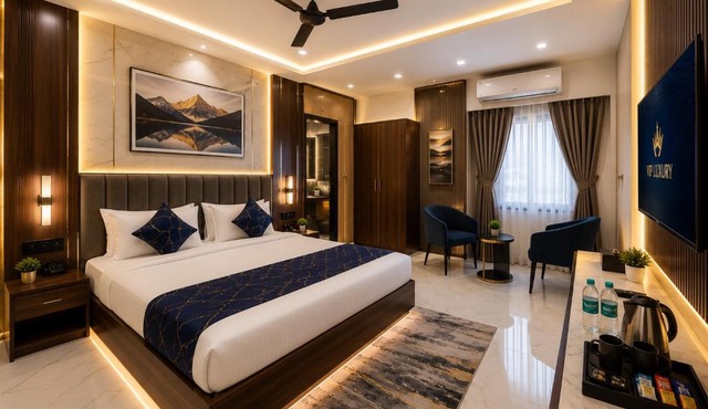 Hotel SkyBallmaunt Grand Near IGI Delhi Airport - Free Airport PickUP & Drop