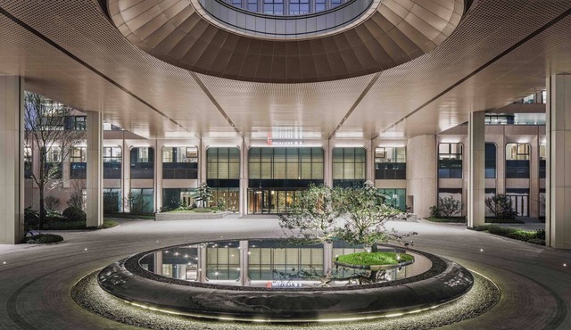 HUALUXE Chongqing Science Hall by IHG