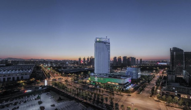 HUALUXE Xi'an Chanba by IHG