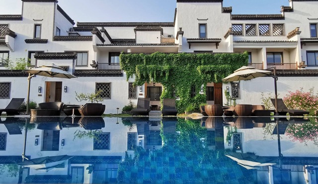 Huangshan Huizhou Creek Villa