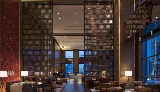 Hyatt Regency Shanghai, Wujiaochang