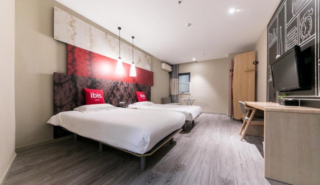 Ibis Nantong Qingnian