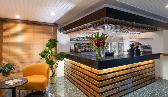 ibis Styles Orange