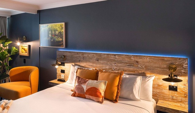ibis Styles Orange