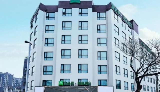 Ibis Styles Wuxi Ancient Canal Nanchang Street