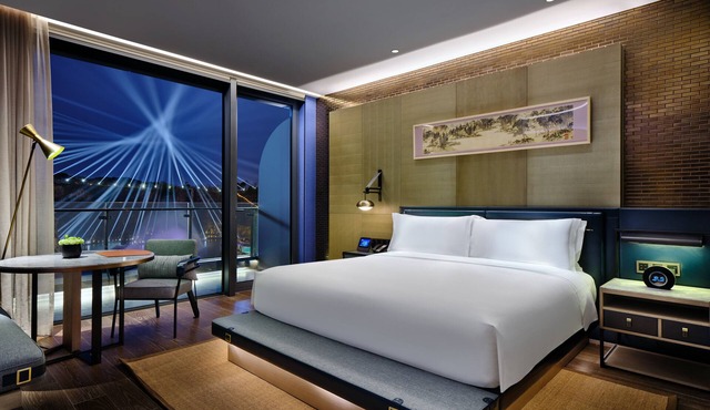 InterContinental Shanghai Wonderland by IHG