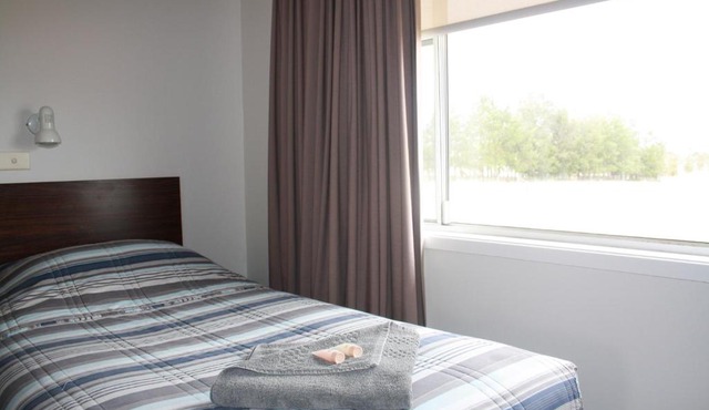 Isis Motel Scone