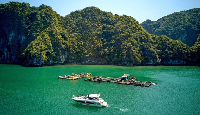 Jeanneau Leader 36 Yacht Charter - Vietyacht Marina Club Halong Bay Cruise