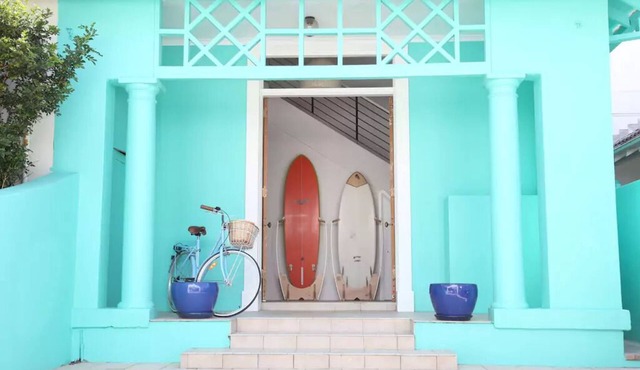 Jet Flamingo: Rockstar Villa
