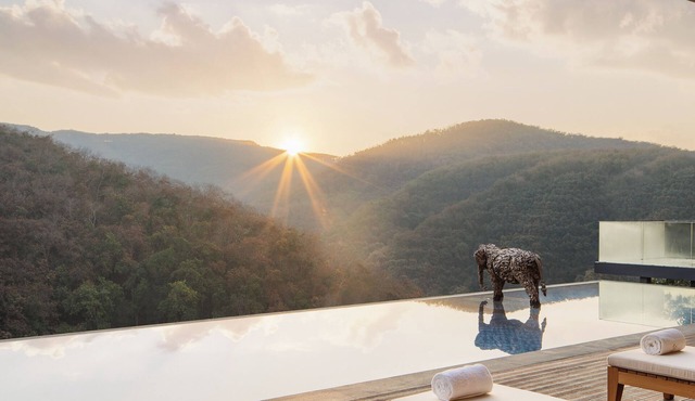 Jinghong Bood Panorama Resort Inn