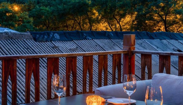 Jingshan Garden Courtyard Hotel Beijing Forbidden City Newly renovated Tianmen Wangfujing Gardenhutong BejjingCourtyard