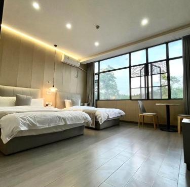 Jinyang Xinyi Hotel - Tianfu International Airport