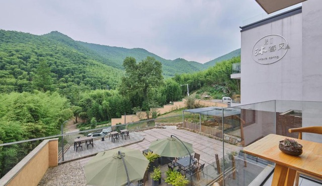 July Bamboo Guesthouse