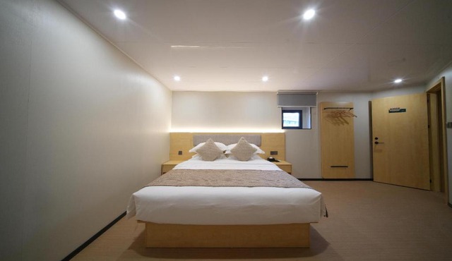 Kaiman Hotel, Hangzhou West Lake South Song Imperial Street Branch