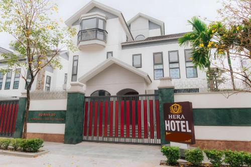 Khách sạn Hera Hotel
