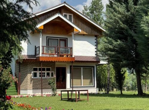 Khwab Villa A Luxury Stay