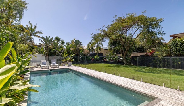 Kingscliff Beach House with Sauna and Pool