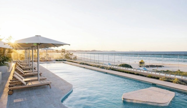 Kirra Point Holiday Apartments