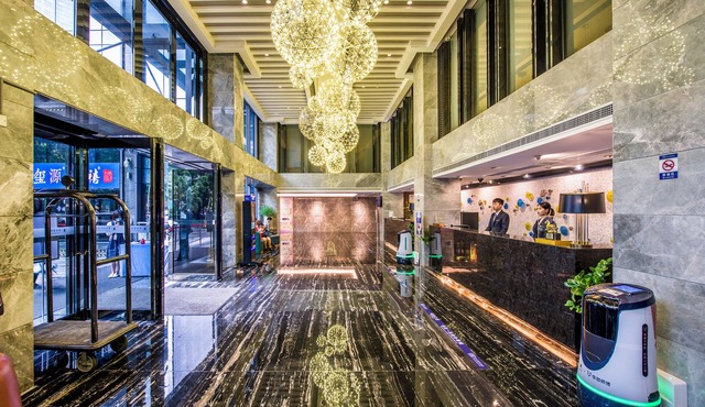 La Perle International Hotel