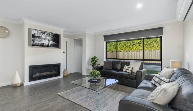 Lakeside Apartment on Pool Avenue