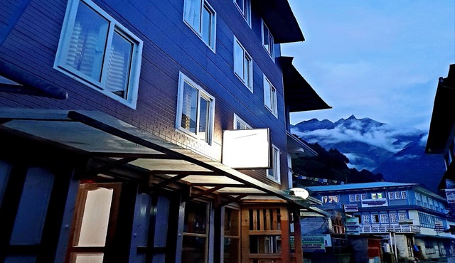 Lama Hotel