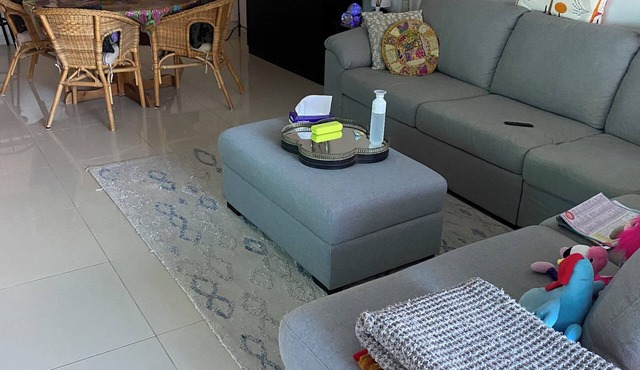 Large 3x bedroom apartment directly opposite beach. Very comfortable and cosy.