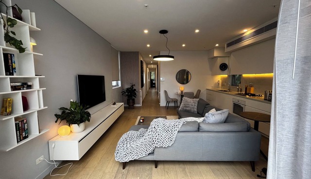 Large Top floor Penthouse Apartment with Private Elevator access from U/G Garage